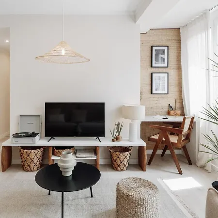 דירה Stabia - 2 Bedrooms In Sant Gervasi ברצלונה